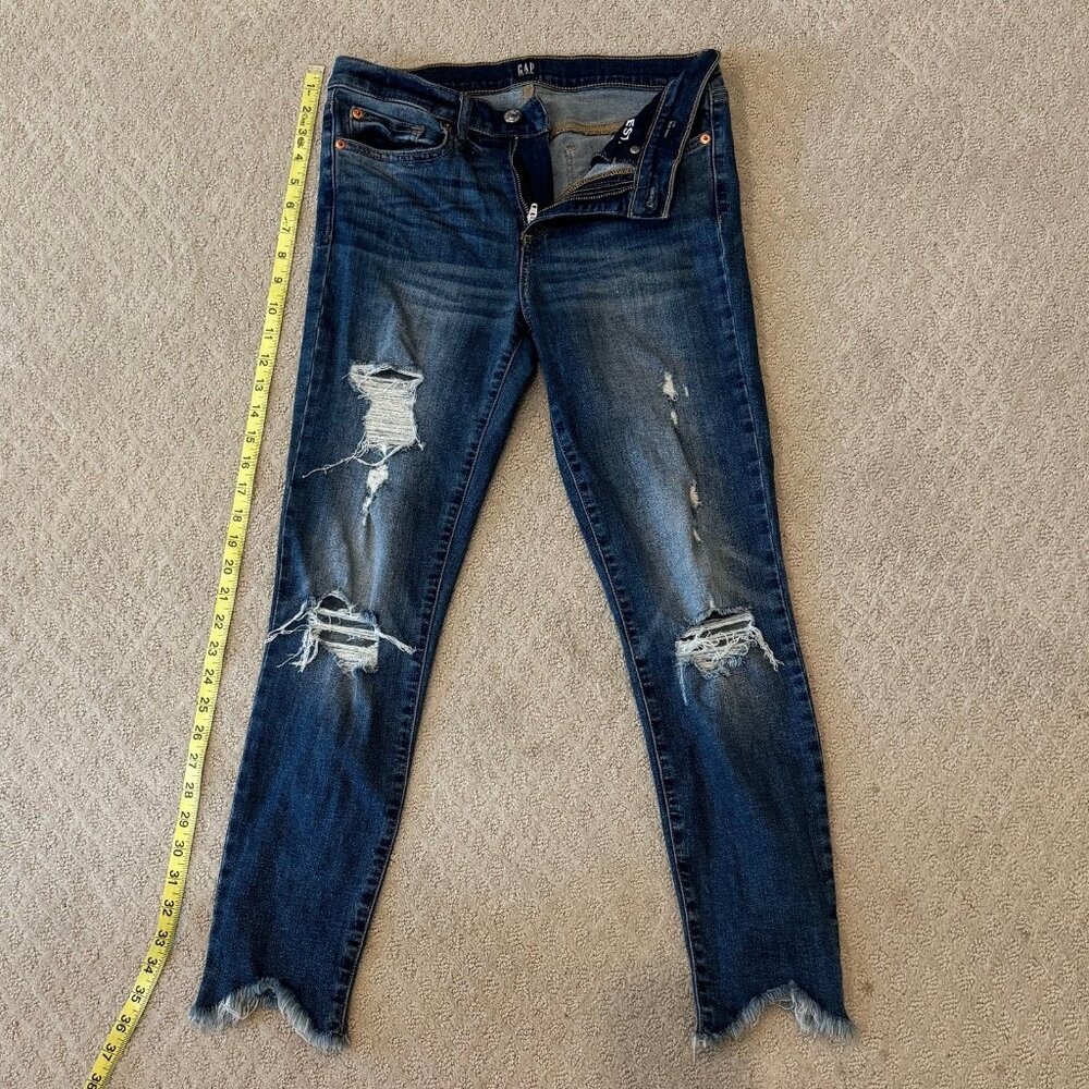 GAP Mid Rise True Skinny Jeans Size 27R